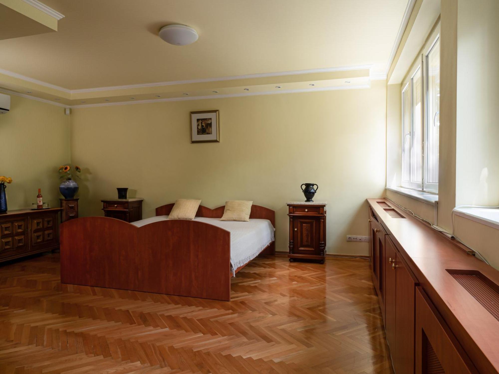 Frank Vendeghaz Hotel Veszpramvarsany Exterior photo